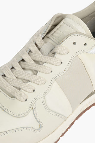 Textured Leather Details JOGGER Low-Top Sneakers with Embossed Logo