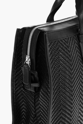 Single-compartment Woven Leather Tote Bag