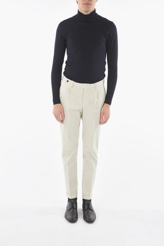 Pantaloni Chino in Twill di Cotone a Doppia Pince
