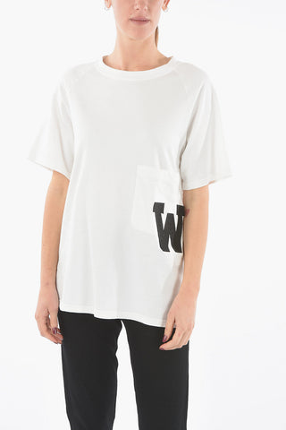 T-Shirt Girocollo Oversize con Taschino e Patch Logo