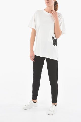 T-Shirt Girocollo Oversize con Taschino e Patch Logo