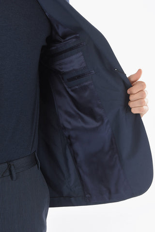CC COLLECTION giacca a 2 bottoni REFINED due spacchi Con Spilla Dorata