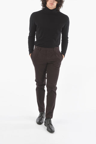 Pantaloni in Twill con Orlo con Risvolto