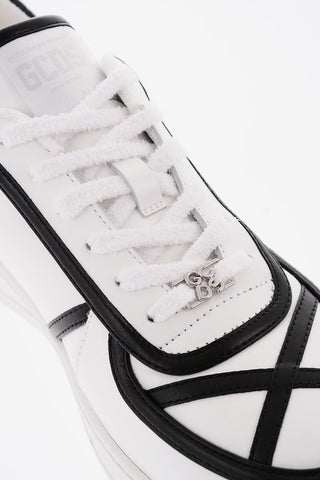 Leather Low-Top Sneakers with Contrasting Trimmings