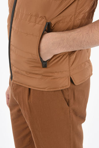 Piumino Reversibile Senza Manica con Rifiniture in Pelle