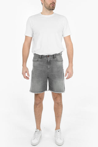 Shorts in Denim con Orlo Sfrangiato
