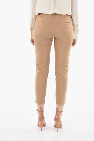 Pantalone Boyfit con Silhouette a Sigaretta e Passante con Monile