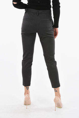Pantalone Boyfit con Silhouette a Sigaretta e Passante con Monile