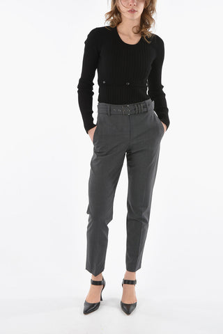 Pantalone con Silhouette a Sigaretta con Passanti in Monile e Cintura