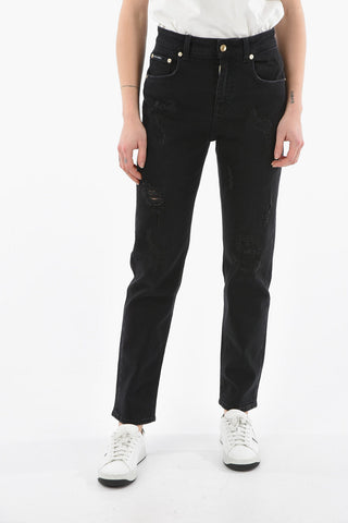 Jeans Boyfriend fit in Denim Stretch con Dettagli Distress 18cm