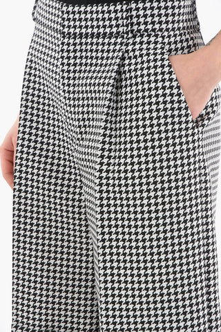 Houndstooth Motif Single-Pleat Tailored shorts