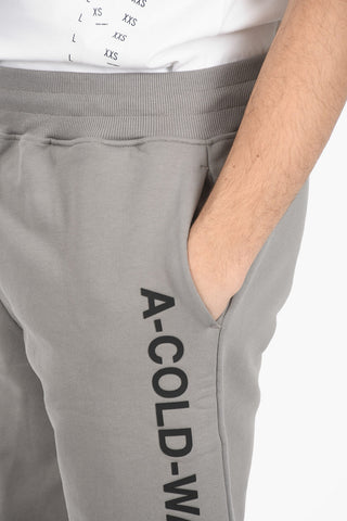 Shorts Jogger ESSENTIAL con Stampa Logo in Lettering