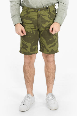 Shorts Camouflage ad Orlo con Risvolto