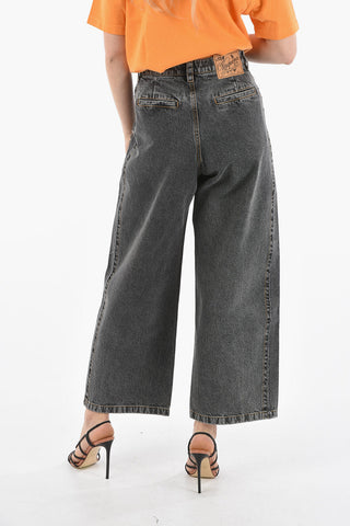 Cropped Boyfriend-fit Denims with High-waist and Bleached Effect 27cm