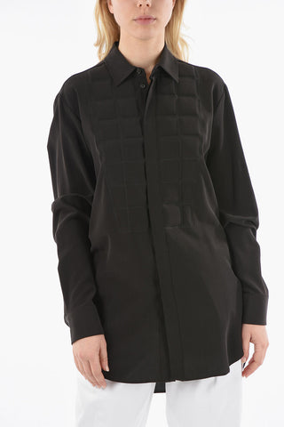 Camicia in Seta con Imbottitura Trapuntata e Fondo Asimmetrico