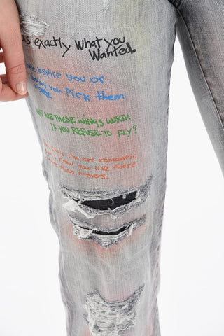 Cropped BOSTON Denims with High Waist and Graffiti Pattern 18cm
