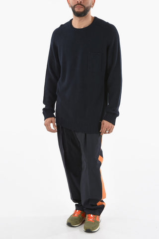 Lightweight Crew-neck Sweater with Breast Pocket