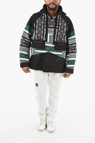 Embroidered Windbreaker with Extractable Hood 