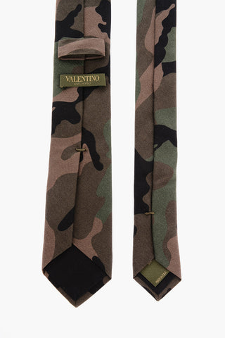 Silk Tie in Camouflage Pattern