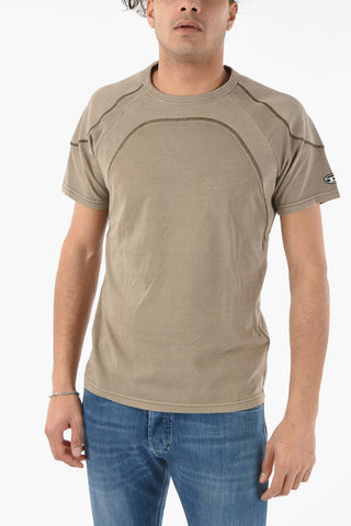 T-shirt Girocollo T-RIBY con Dettagli a Costine