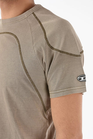 T-shirt Girocollo T-RIBY con Dettagli a Costine