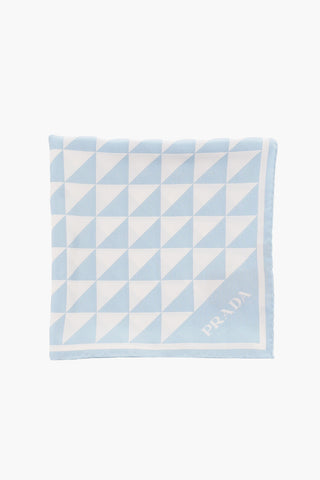 Foulard in Seta TRIANGLE con Logo in Lettering