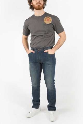 EMPORIO Jeans J45 a Gamba Diritta con Lavaggio Scuro e Applicazioni Logo 17cm