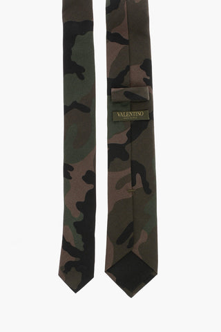 Silk Tie in Camouflage Pattern