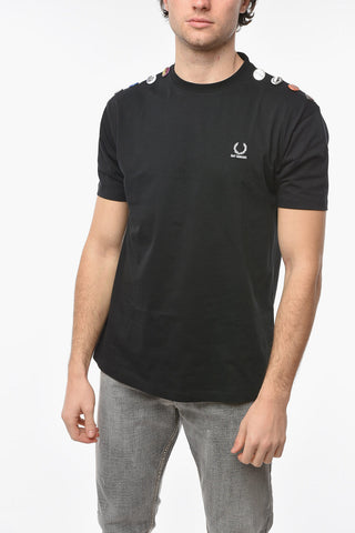 FRED PERRY Oversize T-shirt with Embroidered Logo and Brooches Detailing
