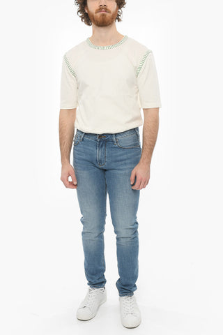 EMPORIO Jeans Slim Fit J06 con Effetto Delavé e Logo Patch in Pelle 17cm