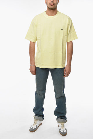 T-shirt Girocollo con Inserti Decorativi e Mini Logo Patch a Contrasto