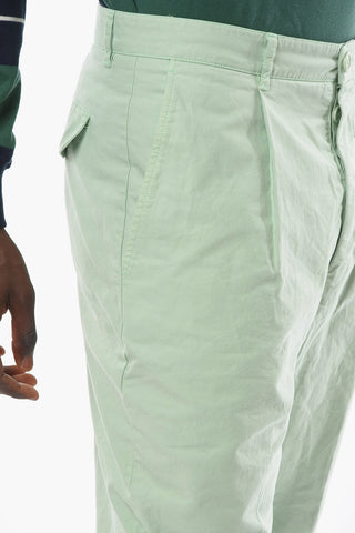 Pantaloni a Gamba Diritta con Pince Frontale e Tasche con Aletta