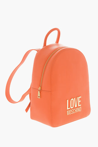 LOVE Genarbter Rucksack aus veganem Leder mit goldenem Logo
