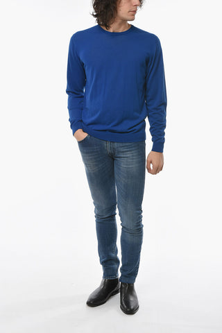 Solid Color Lightweight Crew-neck Sweater