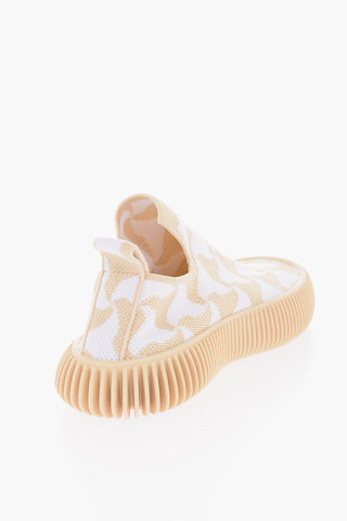 Sneakers Slip On in Tessuto Stretch con Motivo Geometrico
