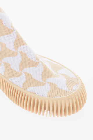 Sneakers Slip On in Tessuto Stretch con Motivo Geometrico