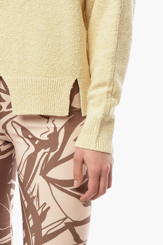 Maglia a Collo Alto in Misto Seta con Spacchi