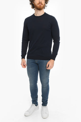 Solid Color Lightweight Crew-neck Sweater