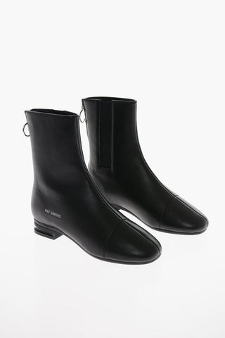 RUNNER Back Zipped Leather Chelsea Booties