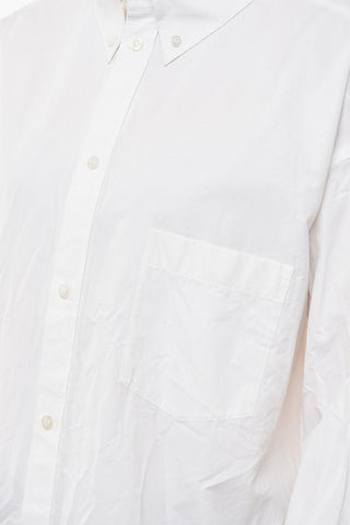 UNISEX Oversized Shirt with Embroidered Logo on the Back
