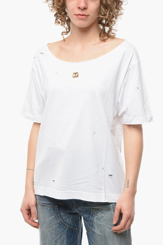 Oversized Distressed T-shirt with Application Plaqued Logo