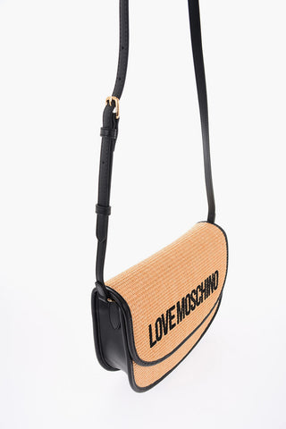 LOVE Satteltasche aus Raffia mit kontrastierenden Details