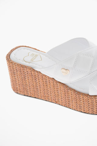 LOVE Sandali in Pelle Trapuntata con Zeppa in Rafia 7cm