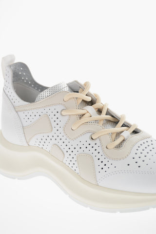 Sneakers in Pelle Traforata con Suola Chunky