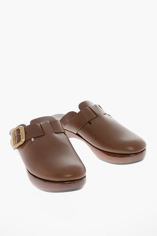 Clogs in Pelle con Fibbia Dorata
