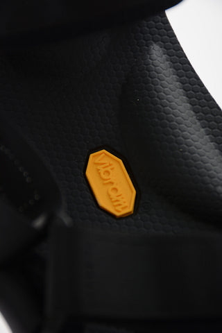 Sandali DEPA-V2 in Tinta Unita con Chiusura in Velcro