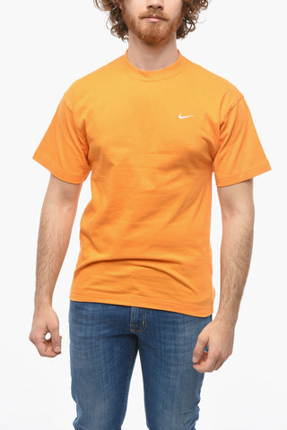 T-Shirt Girocollo in Tinta Unita con Logo Ricamato