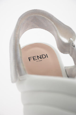 Sandali Slingback in Pelle con Chiusura in Velcro