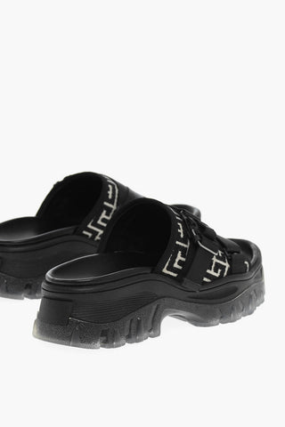 Canvas Slides With Straps
