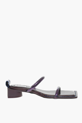 Squared Metallic Effect Leather Sandals
